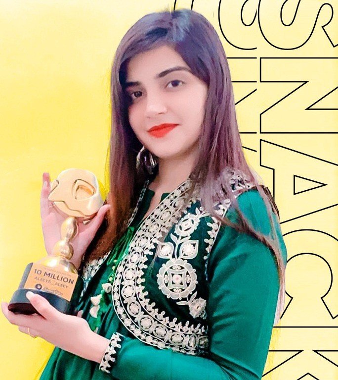 SnackVideo Celebrates Content Creator “Ailia Shoaib” for reaching 10 Million followers