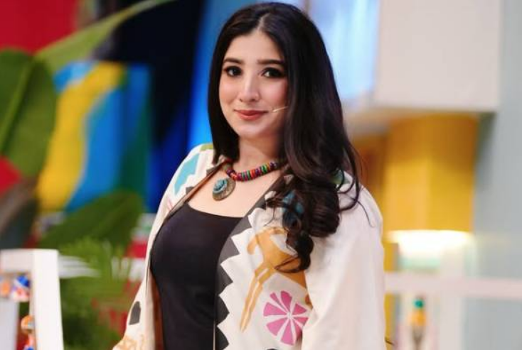 Mariyam Nafees welcomes the start of cozy winter season in Islamabad