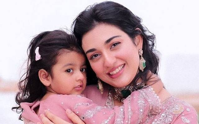 Sarah Khan’s Daughter Alyana Falak Charms Fans as “Little Mermaid”