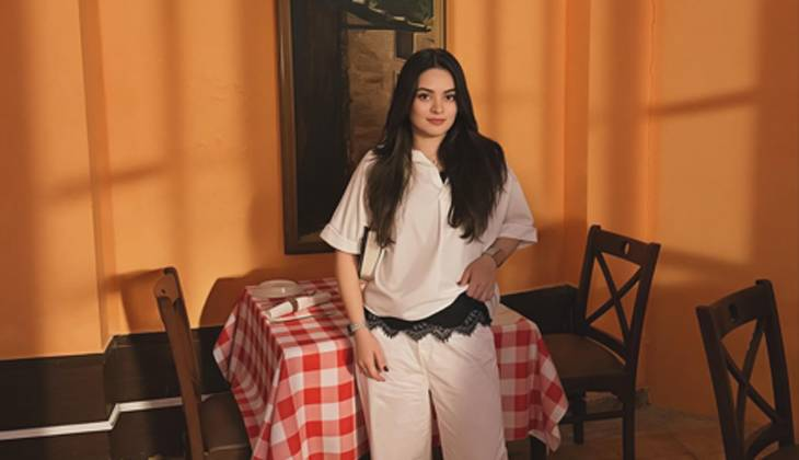 Minal Khan Shares Lifestyle Moments Featuring Fashion, Family Time, and Food Diaries