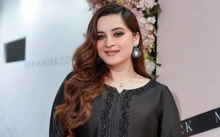 Aiman Khan’s Haunting Tribute to Tragedy Victims Breaks Hearts